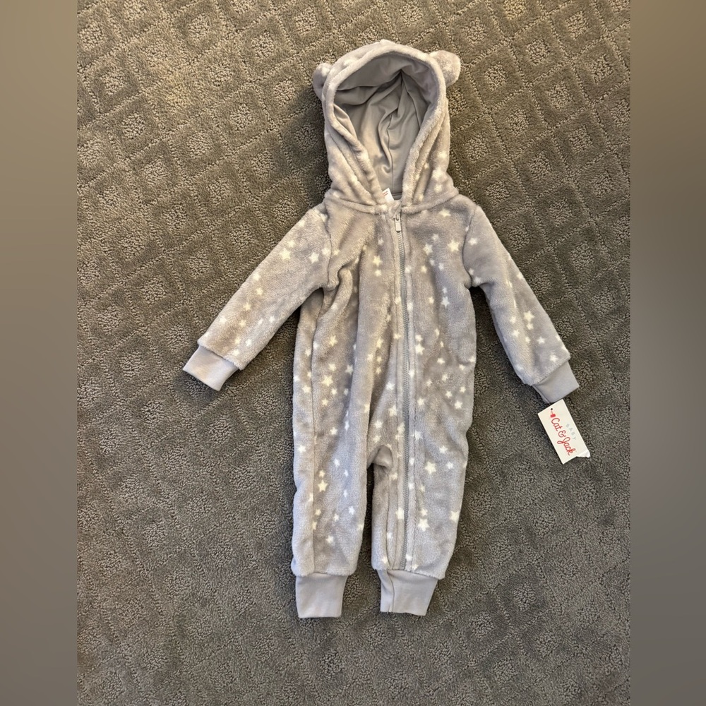 NWT Cat & Jack zippered fleece Gray/white stars One Piece Hooded ears 6-9 mo